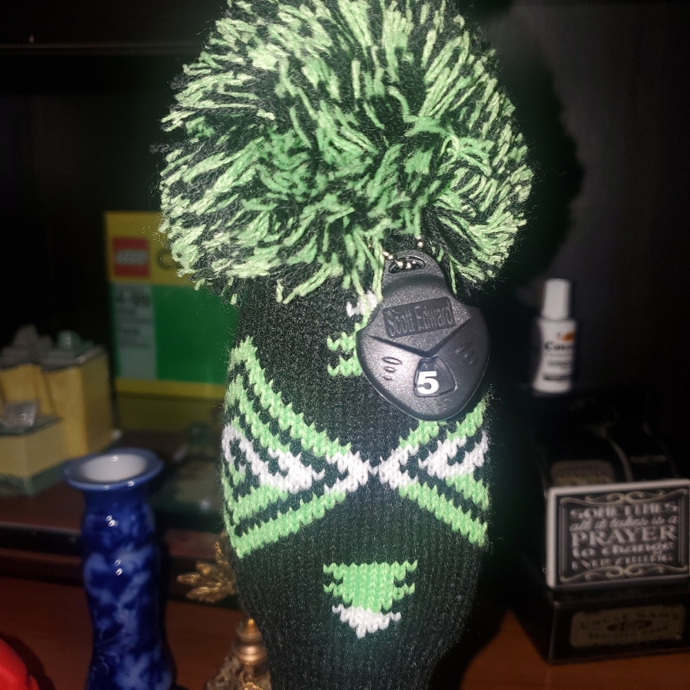 Pom Pom Golf Head Cover by Scott Edward